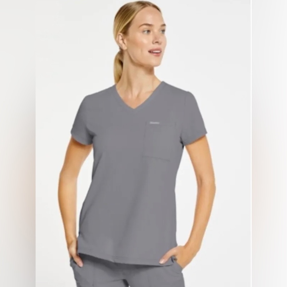 Jaanuu Scrub Set